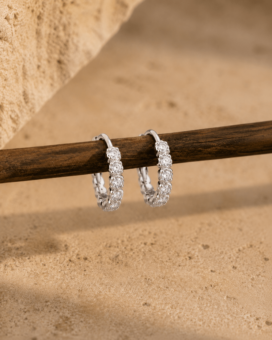 Boucle d’oreille Hope – Mini créole Plaqué Or ou Argent 925 - Joia Bijou