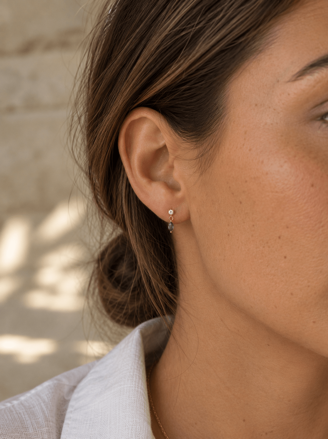 Boucles d’Oreilles Pixie – Zircons Verts & Blancs, Plaqué Or - Joia Bijou