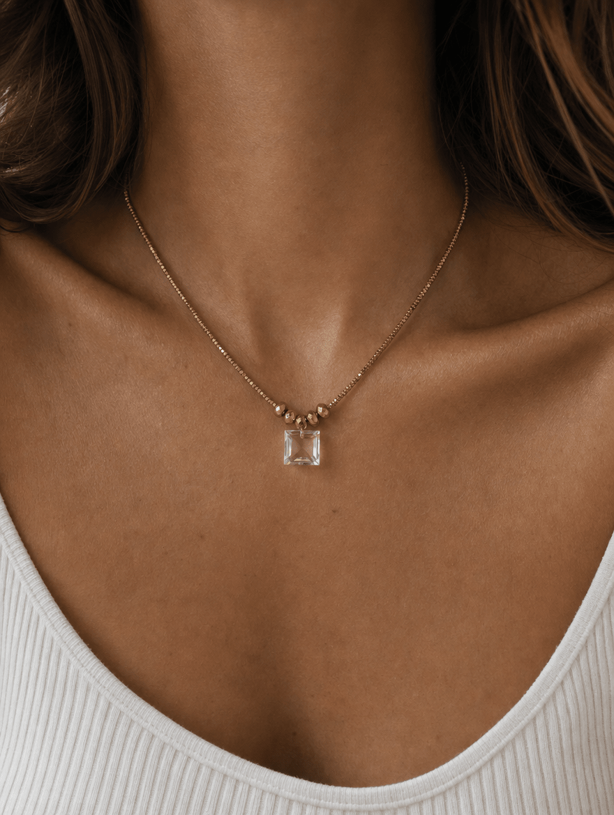 Collier Claire — Cristal de roche & hématites - Joia Bijou